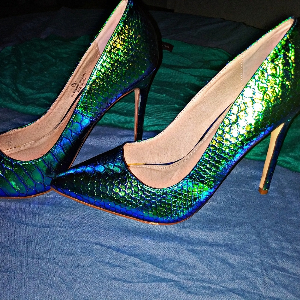 Dress shoes